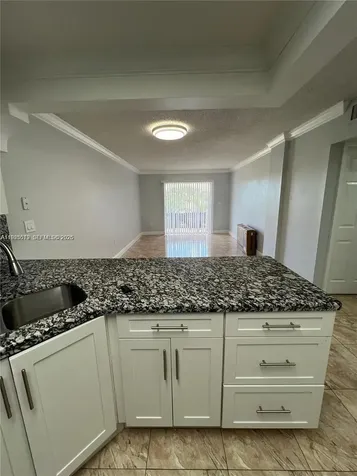 1075 W 68th Street Hialeah FL 33014