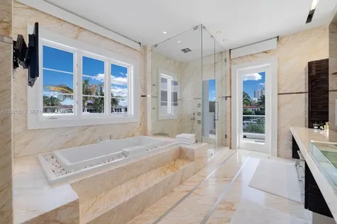 142 S Island Drive Golden Beach FL 33160