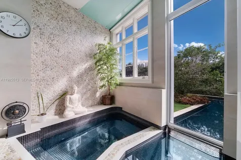 142 S Island Drive Golden Beach FL 33160