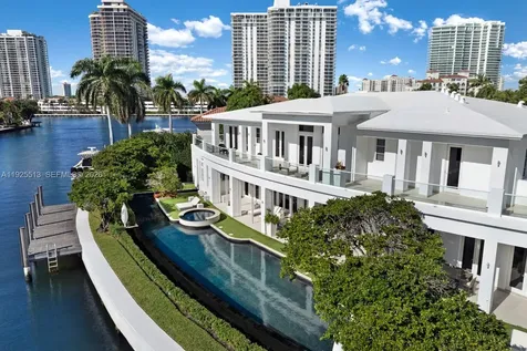 142 S Island Drive Golden Beach FL 33160