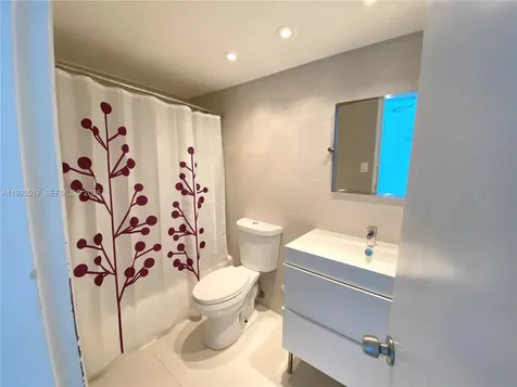 5445 Collins Avenue Miami Beach FL 33140
