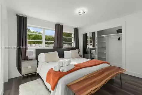 909 NE 7th Street Pompano Beach FL 33060