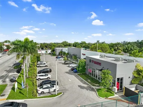 4250 W Hallandale Beach Boulevard Pembroke Park FL 33023