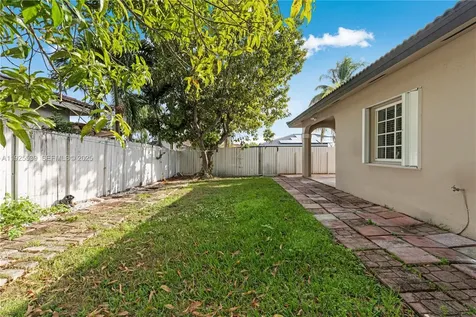 13941 SW 13th Street Miami FL 33184