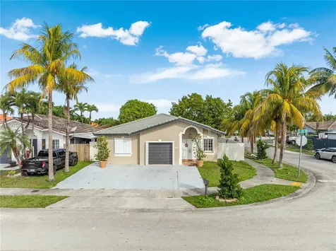 13941 SW 13th Street Miami FL 33184