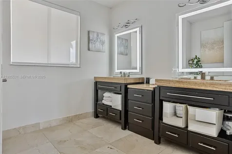 2706 Oakmont Weston FL 33332