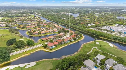 2706 Oakmont Weston FL 33332
