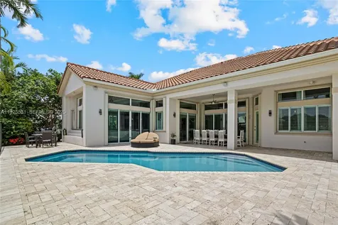 2706 Oakmont Weston FL 33332