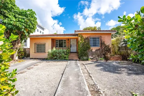 2881 SW 33rd Court Miami FL 33133