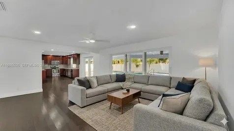 620 NE 2nd Street Pompano Beach FL 33060
