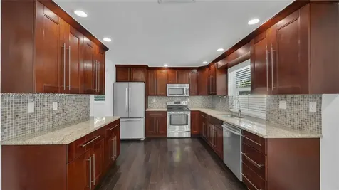 620 NE 2nd Street Pompano Beach FL 33060