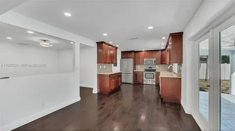620 NE 2nd Street Pompano Beach FL 33060