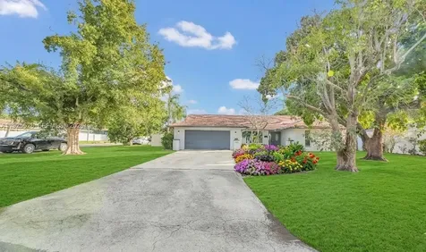 620 NE 2nd Street Pompano Beach FL 33060