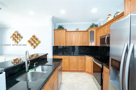 8952 NW 145th Lane Miami Lakes FL 33018