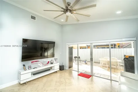 8952 NW 145th Lane Miami Lakes FL 33018