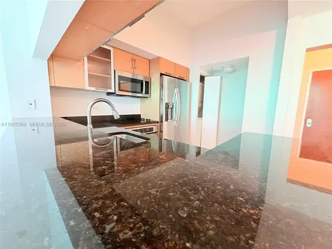 31 SE 5th Street Miami FL 33131