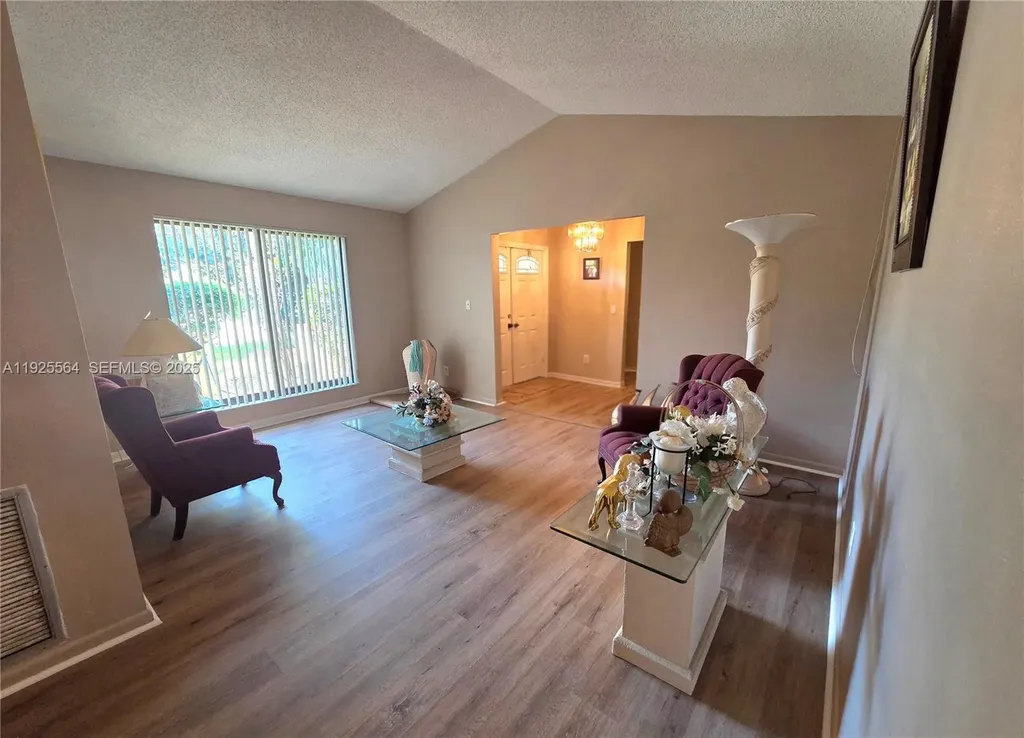 1327 NW 87th Terrace Coral Springs FL 33071