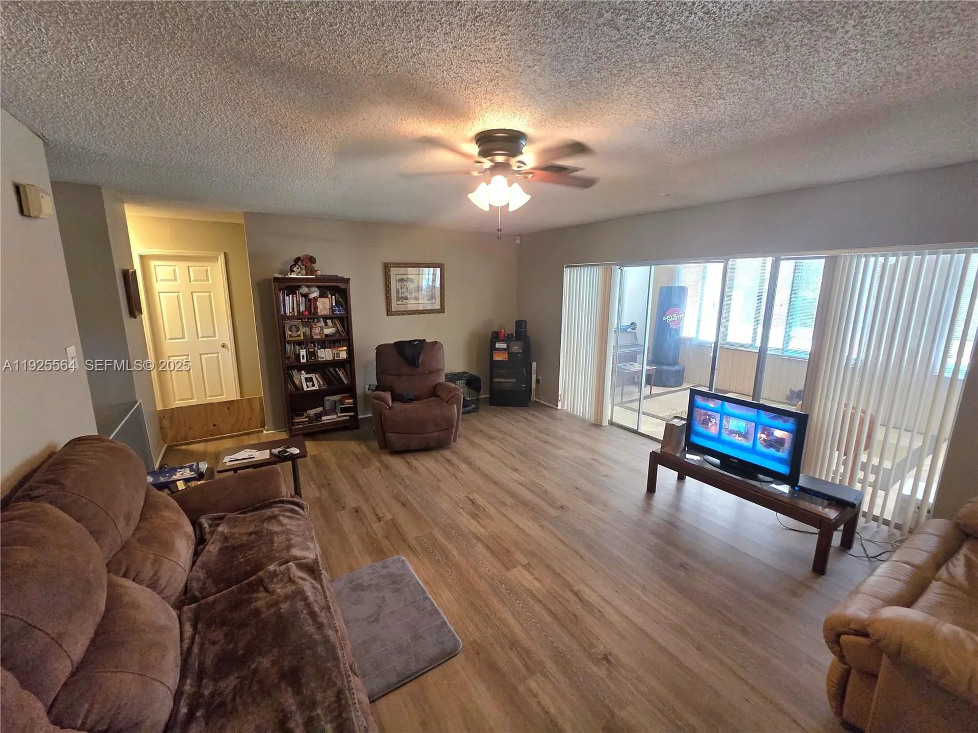 1327 NW 87th Terrace Coral Springs FL 33071