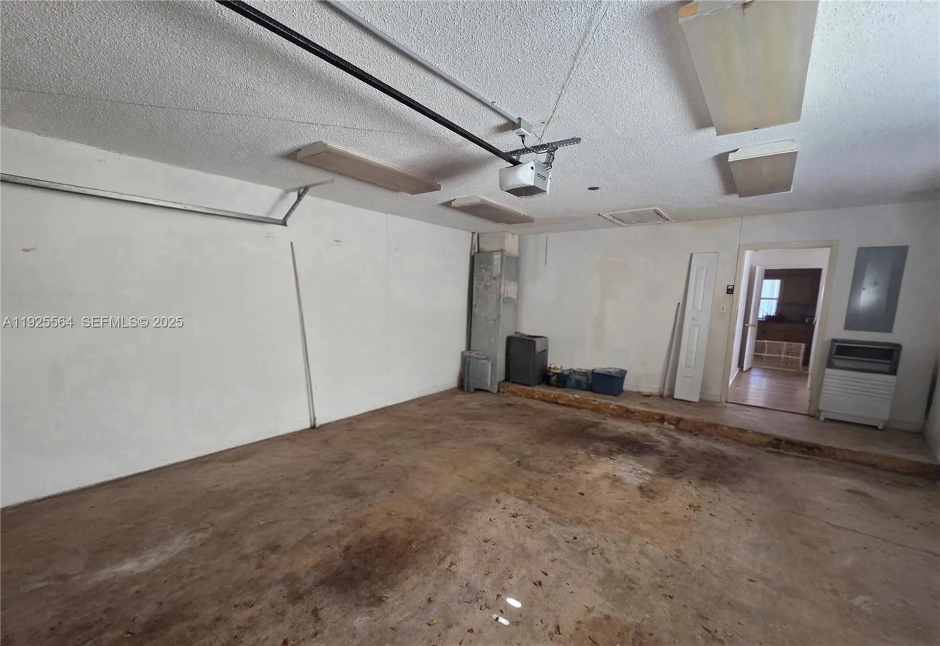 1327 NW 87th Terrace Coral Springs FL 33071