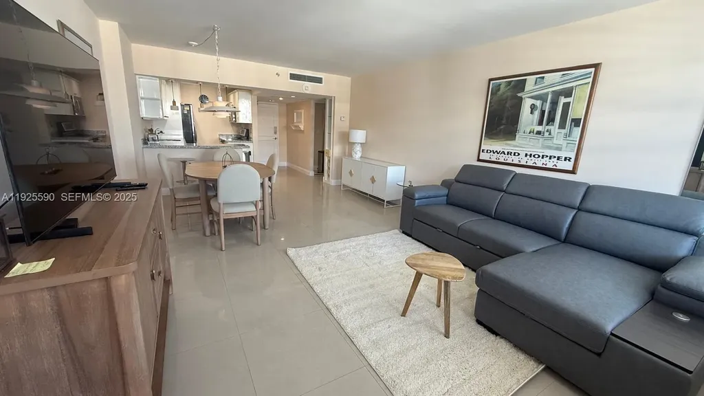 100 Lincoln Road Miami Beach FL 33139