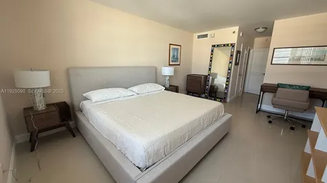 100 Lincoln Road Miami Beach FL 33139