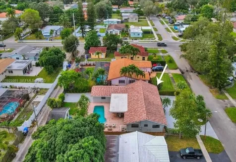 5500 Buchanan Street Hollywood FL 33021