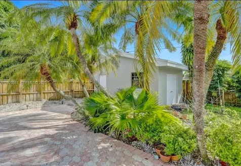 5500 Buchanan Street Hollywood FL 33021