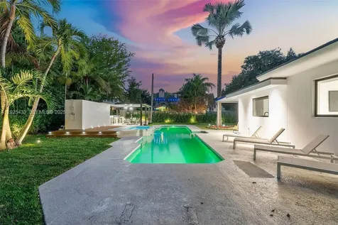 8825 NE 10th Avenue Miami FL 33138