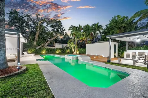 8825 NE 10th Avenue Miami FL 33138