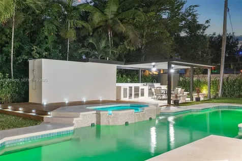 8825 NE 10th Avenue Miami FL 33138