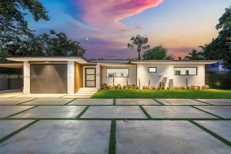 8825 NE 10th Avenue Miami FL 33138