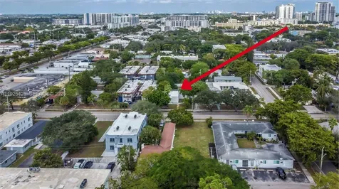 2015 Washington Street Hollywood FL 33020