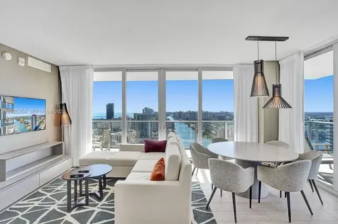 4010 S Ocean Drive Hollywood FL 33019