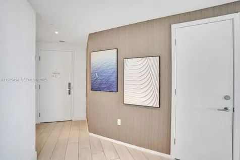 4010 S Ocean Drive Hollywood FL 33019