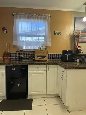 800 N 70th Avenue Hollywood FL 33024
