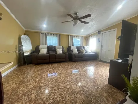 800 N 70th Avenue Hollywood FL 33024