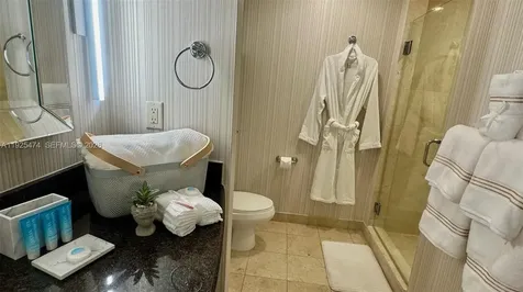 18001 Collins Avenue Sunny Isles Beach FL 33160