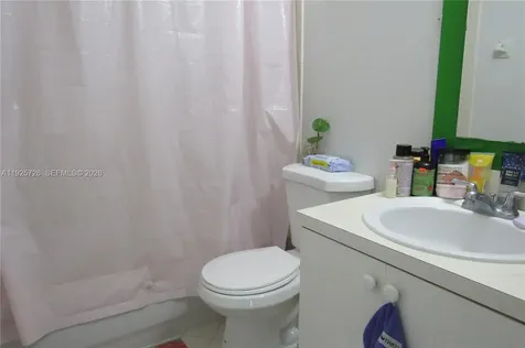 942 SW 8th Place Florida City FL 33034
