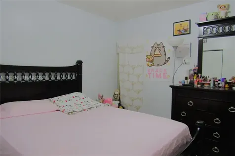 942 SW 8th Place Florida City FL 33034
