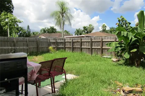 942 SW 8th Place Florida City FL 33034