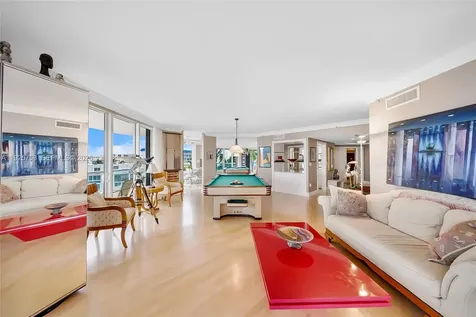 2600 Island Boulevard Aventura FL 33160