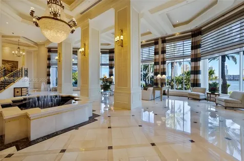 2600 Island Boulevard Aventura FL 33160