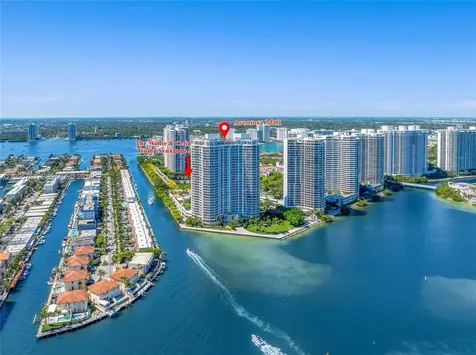 2600 Island Boulevard Aventura FL 33160