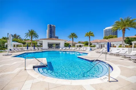 2600 Island Boulevard Aventura FL 33160