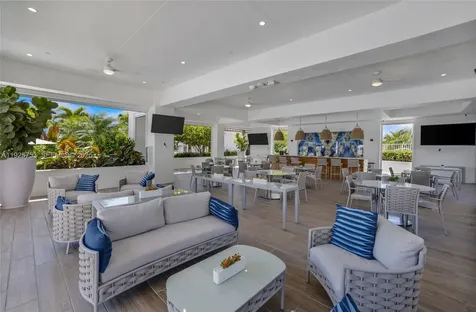 2600 Island Boulevard Aventura FL 33160