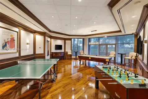 2600 Island Boulevard Aventura FL 33160