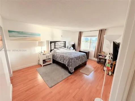 401 Golden Isles Drive Hallandale Beach FL 33009