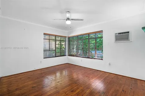 1611 Euclid Avenue Miami Beach FL 33139