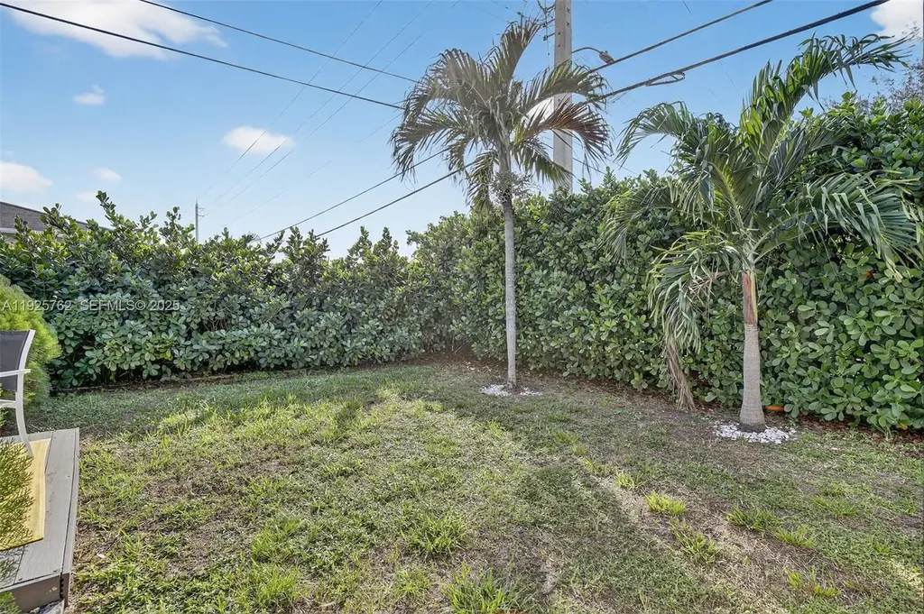 2256 Simms Street Hollywood FL 33020