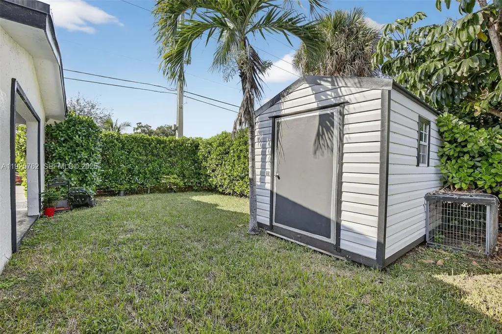 2256 Simms Street Hollywood FL 33020